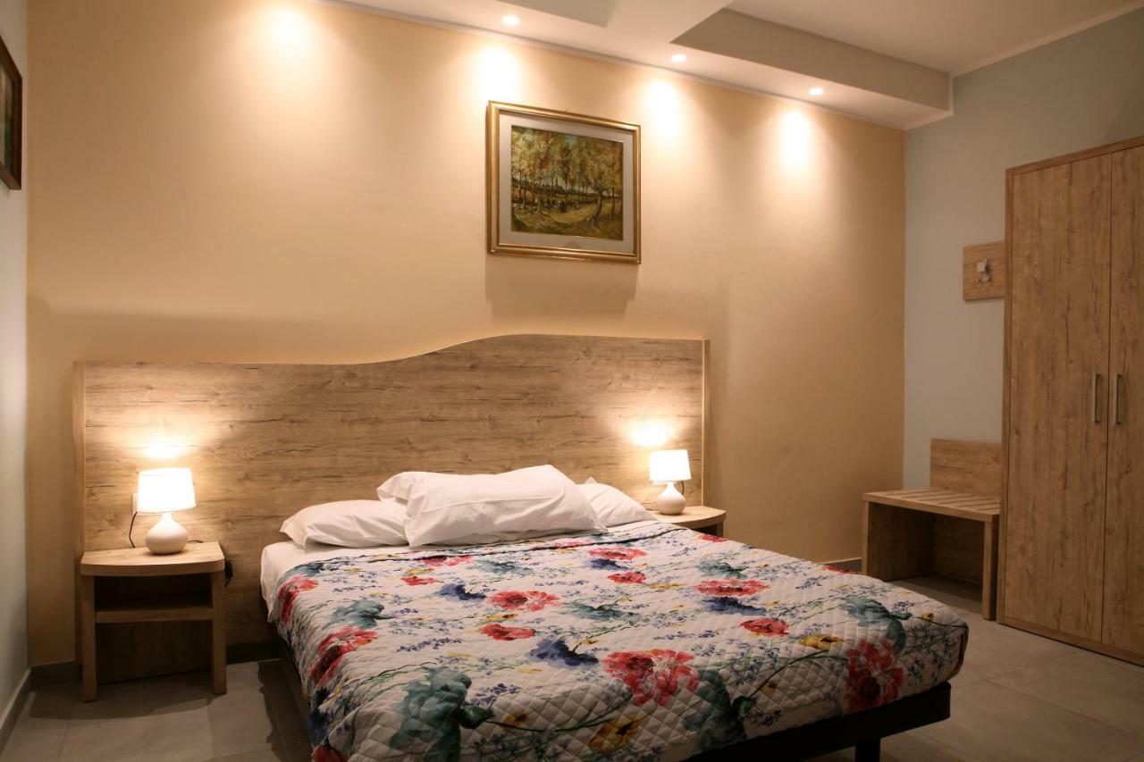 La Casa Di Nonno Giulio Bed & Breakfast Porto Sant'Elpidio Exterior photo